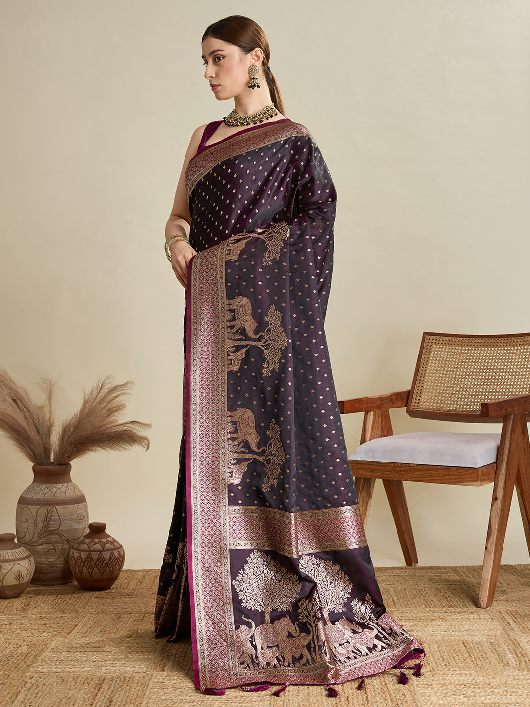 Vedant Vastram Soft Litchi SIlk Banarasi Silk Jacquard Saree - Wine