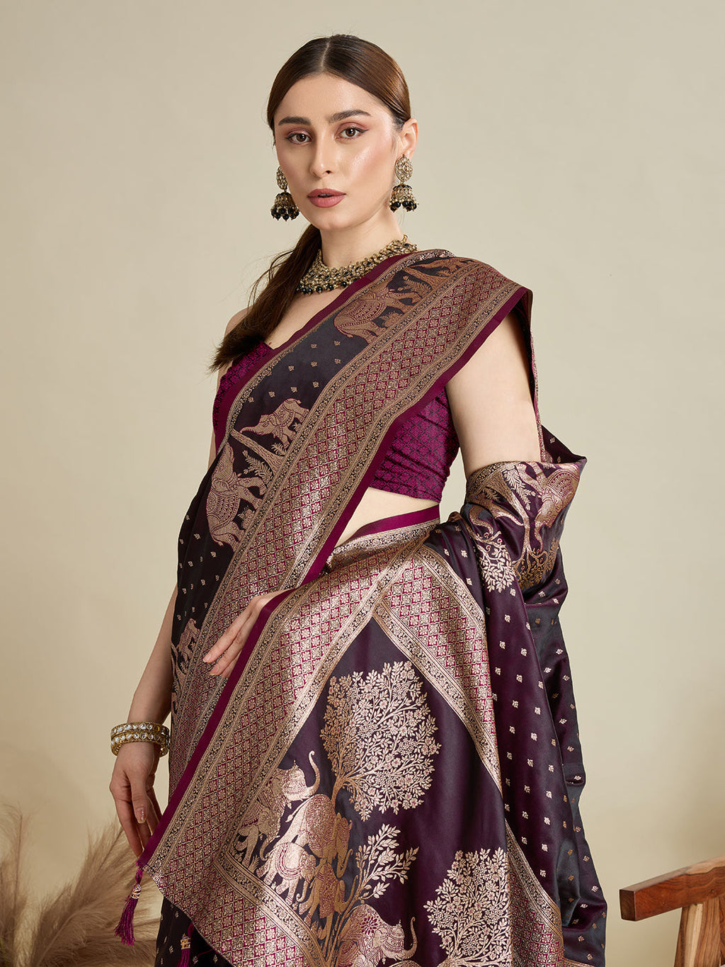 Vedant Vastram Soft Litchi SIlk Banarasi Silk Jacquard Saree - Wine