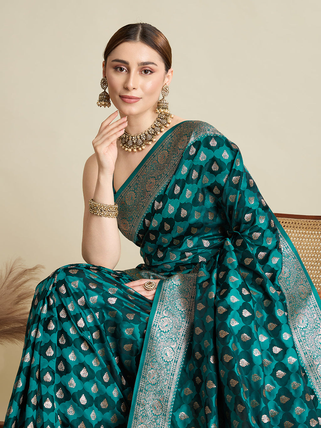 Vedant Vastram Soft Litchi SIlk Banarasi Silk Jacquard Saree - Firozi