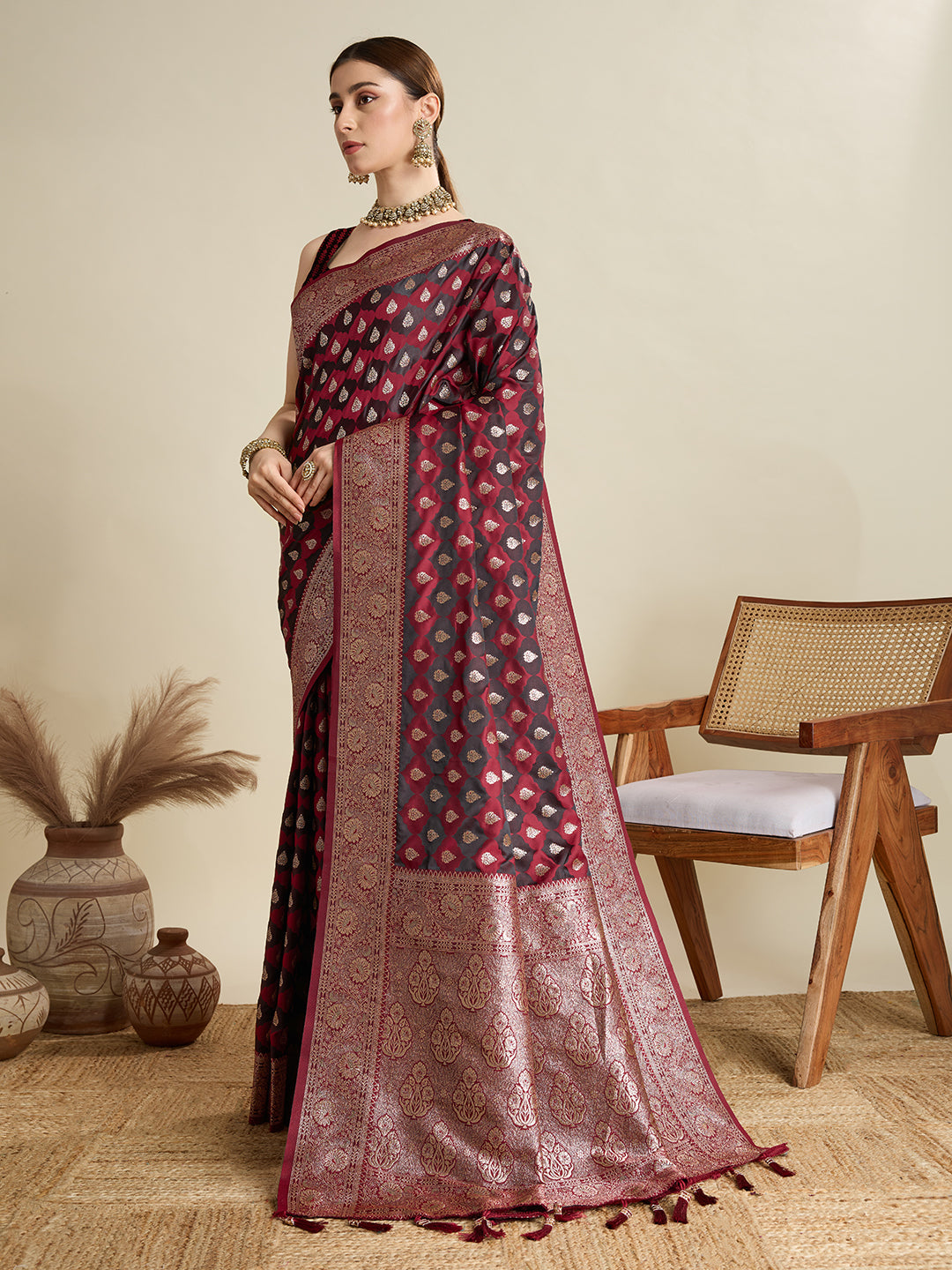 Vedant Vastram Soft Litchi SIlk Banarasi Silk Jacquard Saree - Maroon