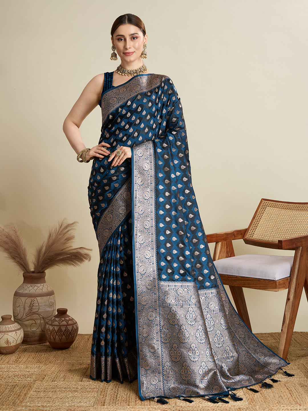 Vedant Vastram Soft Litchi SIlk Banarasi Silk Jacquard Saree - Navy Blue