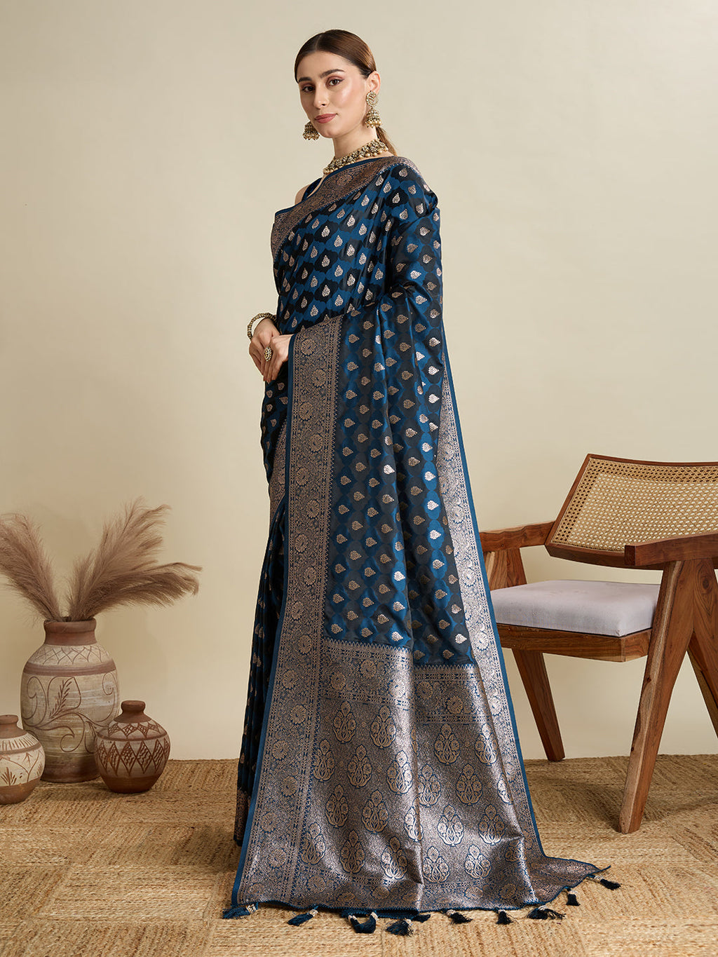 Vedant Vastram Soft Litchi SIlk Banarasi Silk Jacquard Saree - Navy Blue