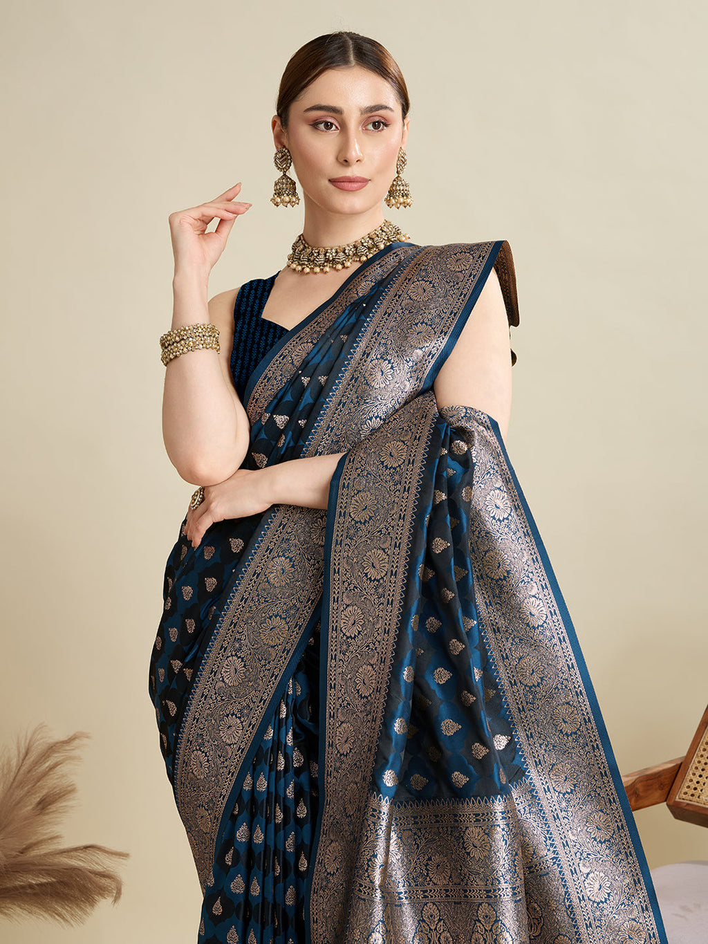 Vedant Vastram Soft Litchi SIlk Banarasi Silk Jacquard Saree - Navy Blue