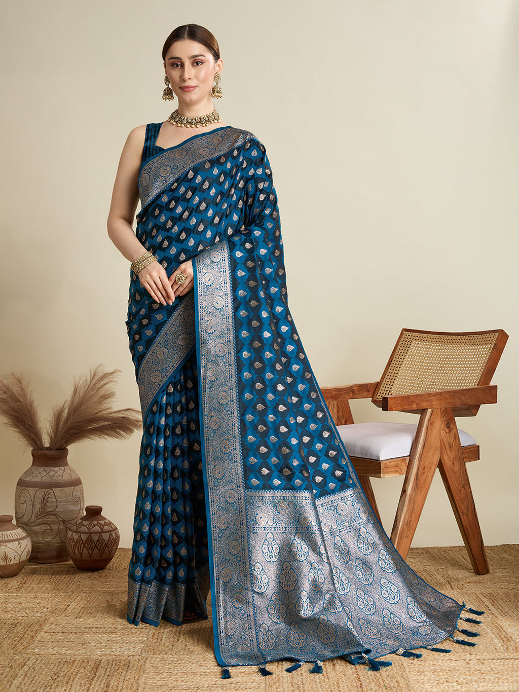 Vedant Vastram Soft Litchi SIlk Banarasi Silk Jacquard Saree - Rama