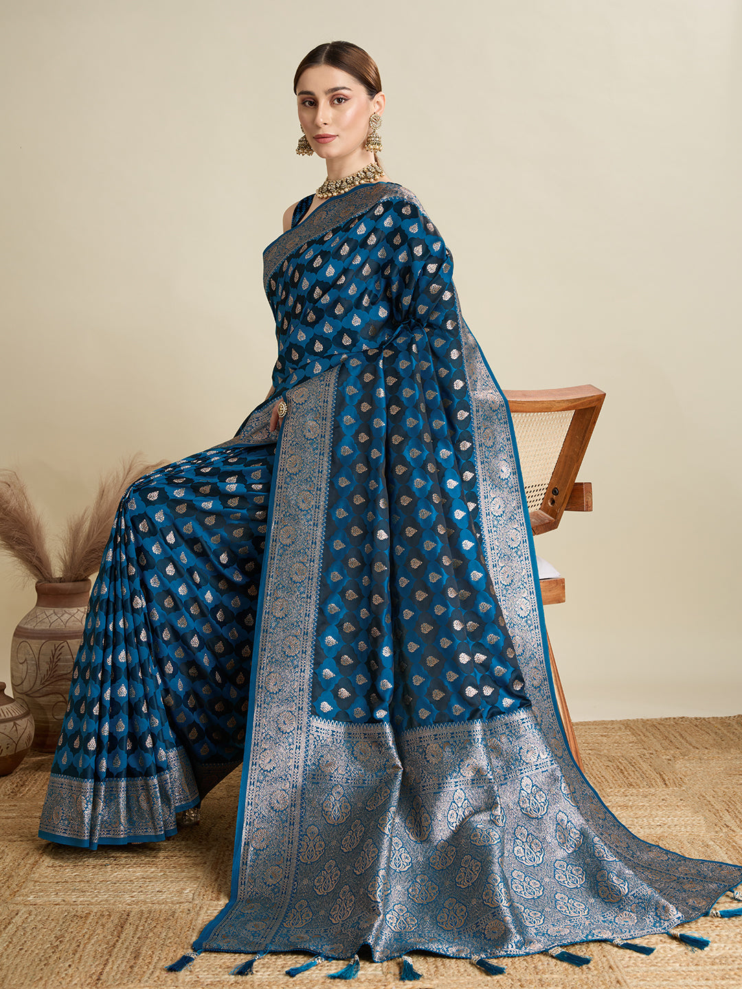 Vedant Vastram Soft Litchi SIlk Banarasi Silk Jacquard Saree - Rama