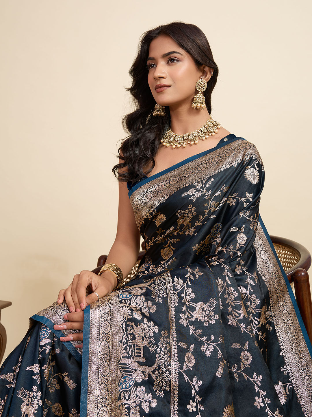 Vedant Vastram Soft Litchi Silk Paithani Jacquard Saree - Navy Blue