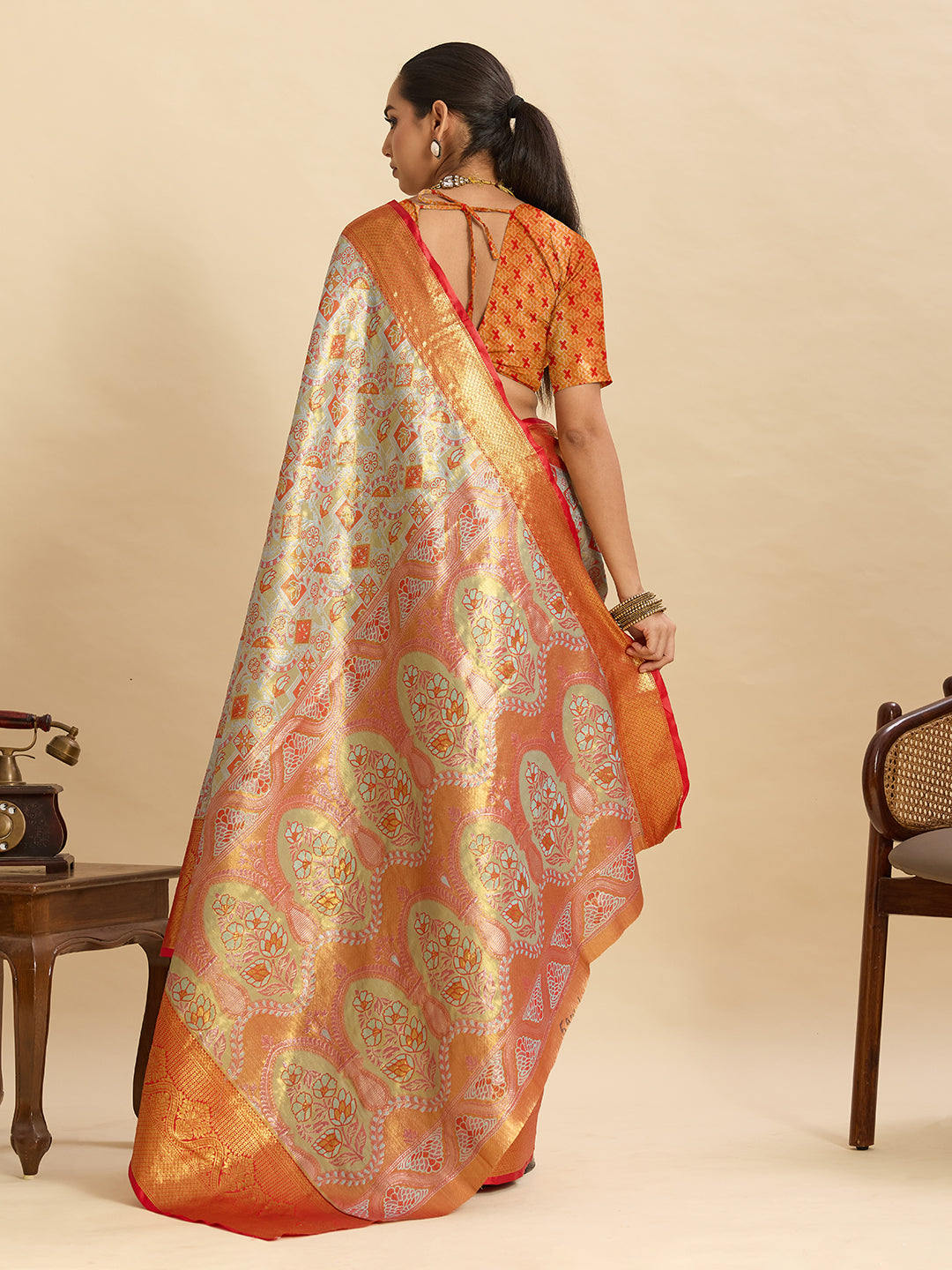 Vedant Vastram Soft Litchi Silk Banarasi Silk Jacquard Saree - Orange
