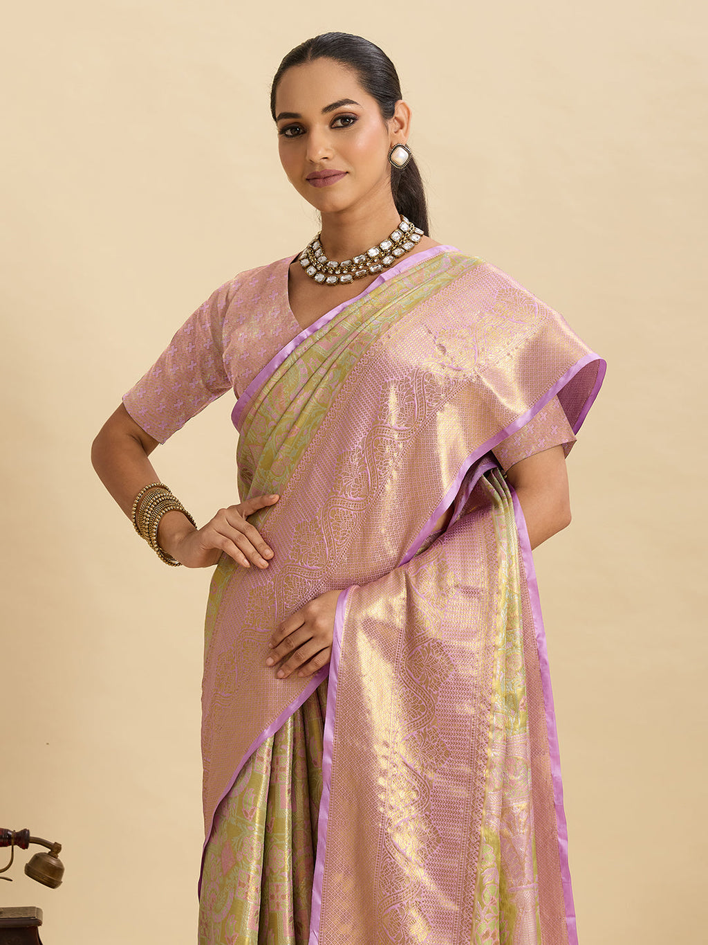 Vedant Vastram Soft Litchi Silk Banarasi Silk Jacquard Saree - Pink