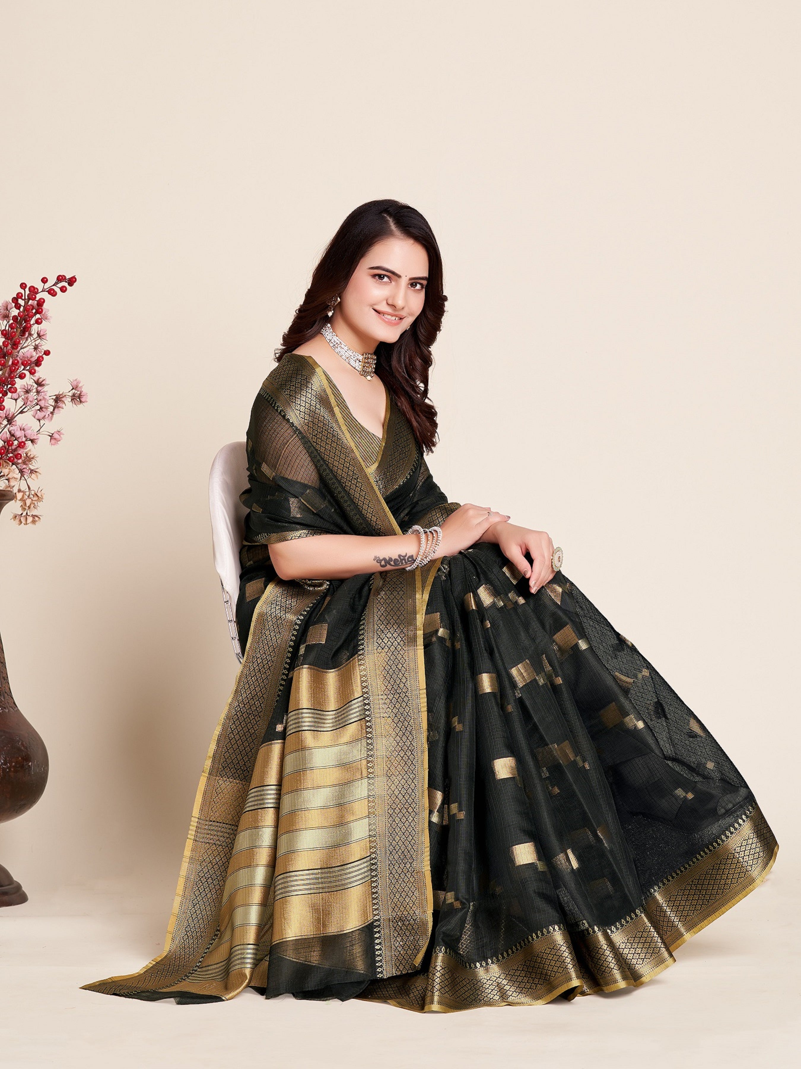 Vedant Vastram Cotton Silk Silk Jacquard Fancy Saree - Black