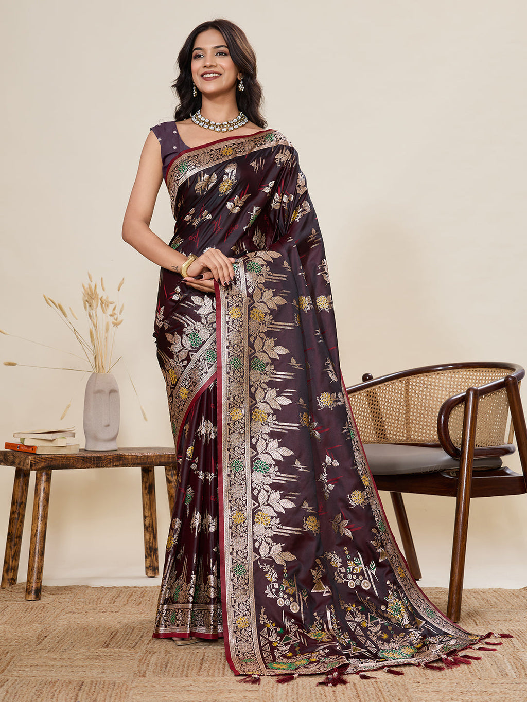 Vedant Vastram Soft Litchi Silk Banarasi Silk Jacquard Saree - Maroon