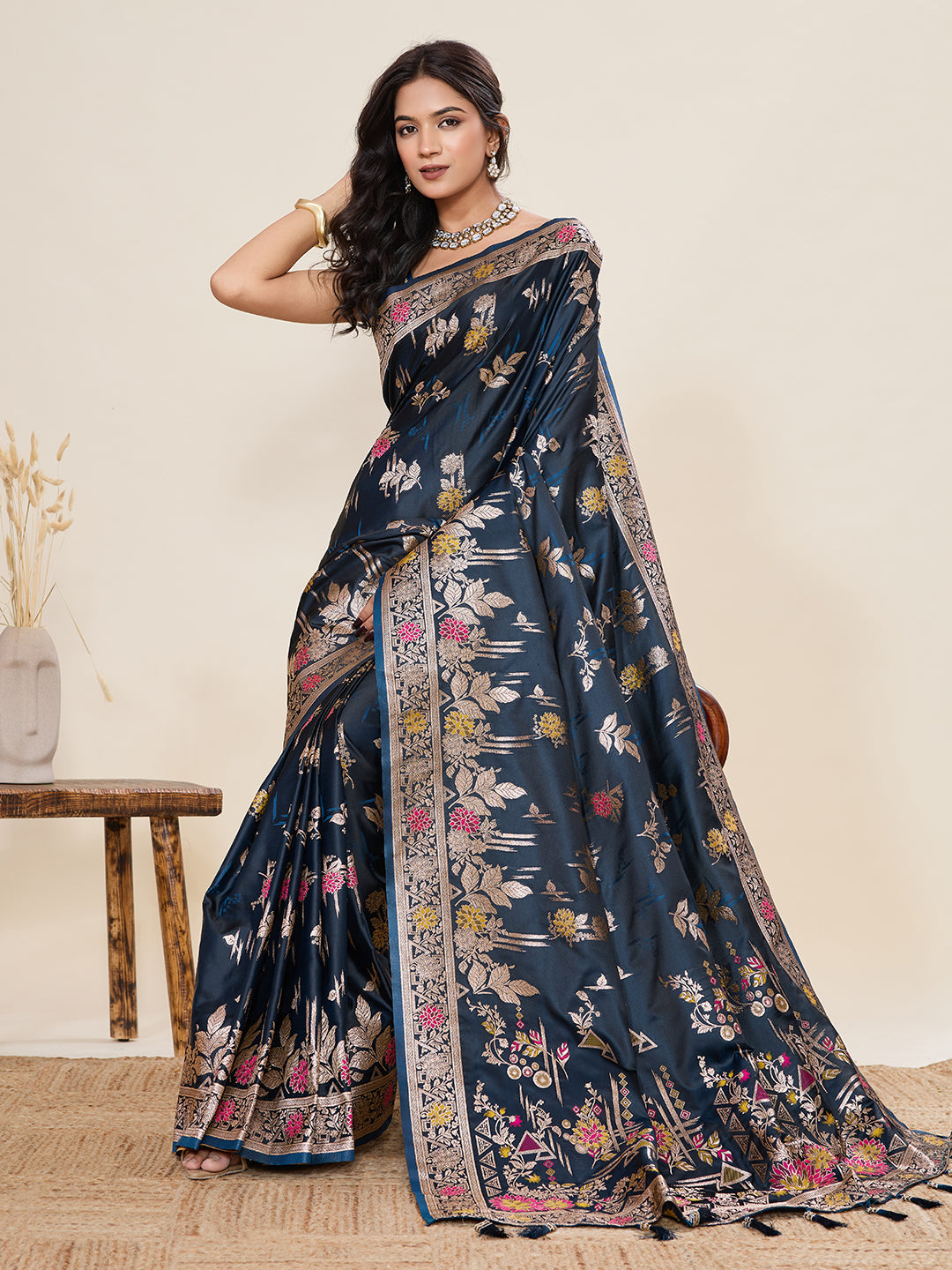 Vedant Vastram Soft Litchi Silk Banarasi Silk Jacquard Saree - Navy Blue
