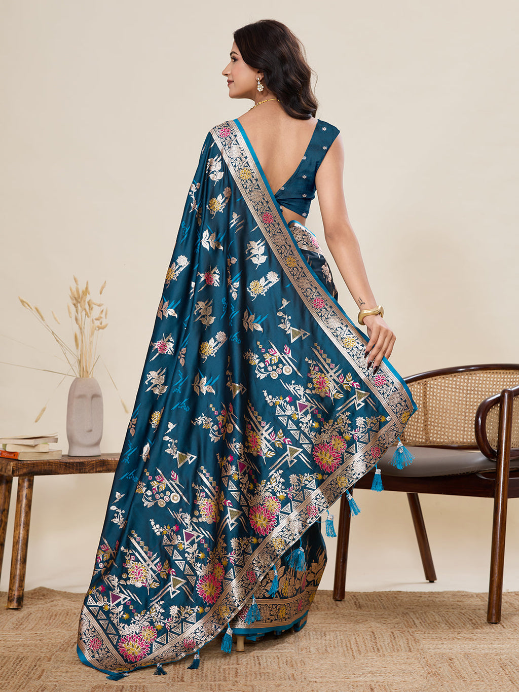 Vedant Vastram Soft Litchi Silk Banarasi Silk Jacquard Saree - Rama