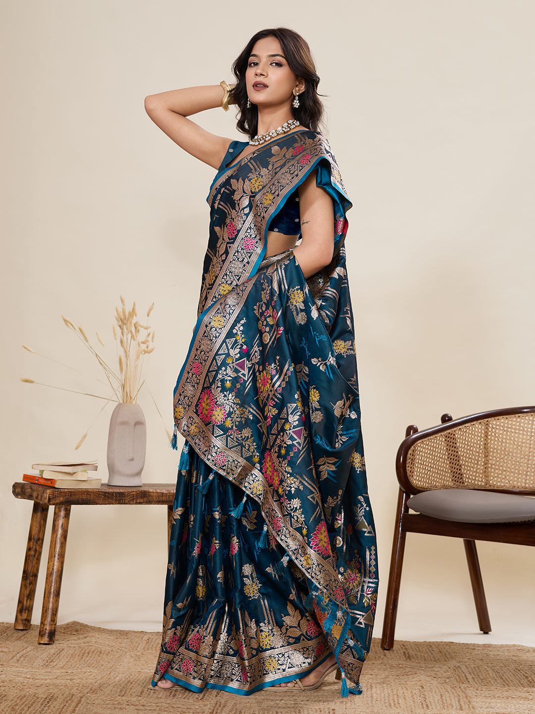 Vedant Vastram Soft Litchi Silk Banarasi Silk Jacquard Saree - Rama