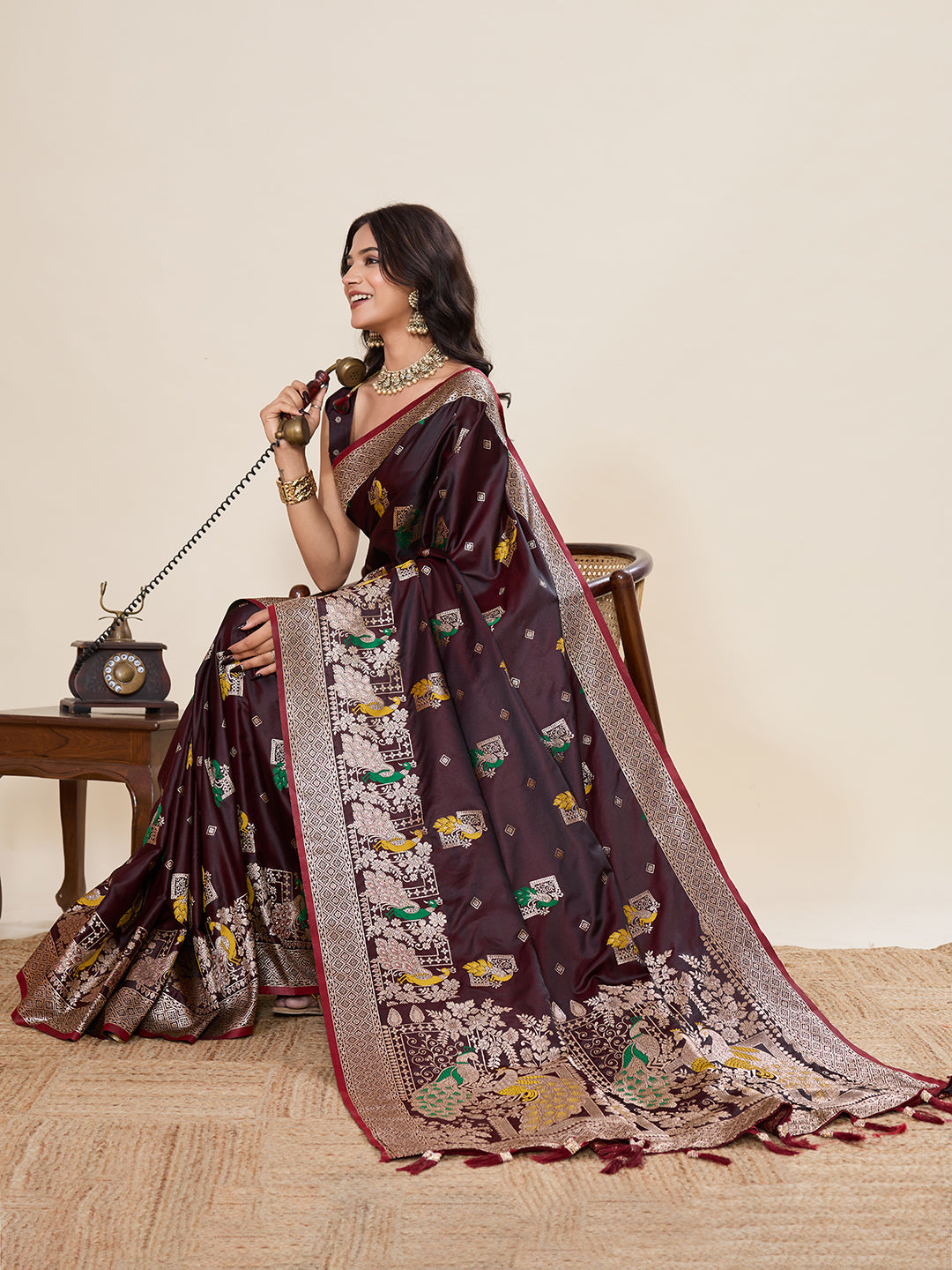 Vedant Vastram Soft Litchi Silk Banarasi Silk Jacquard Saree - Maroon
