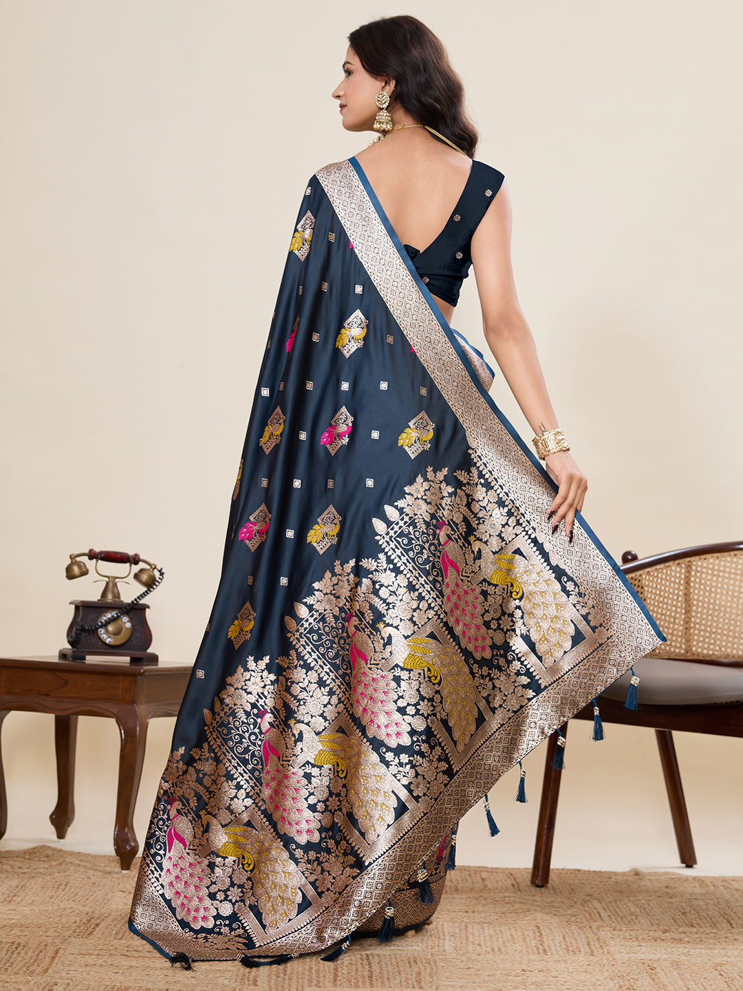 Vedant Vastram Soft Litchi Silk Banarasi Silk Jacquard Saree - Navy Blue