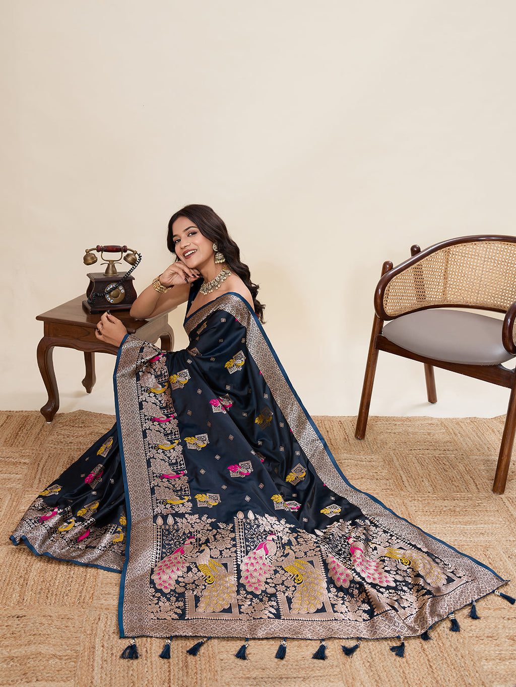 Vedant Vastram Soft Litchi Silk Banarasi Silk Jacquard Saree - Navy Blue