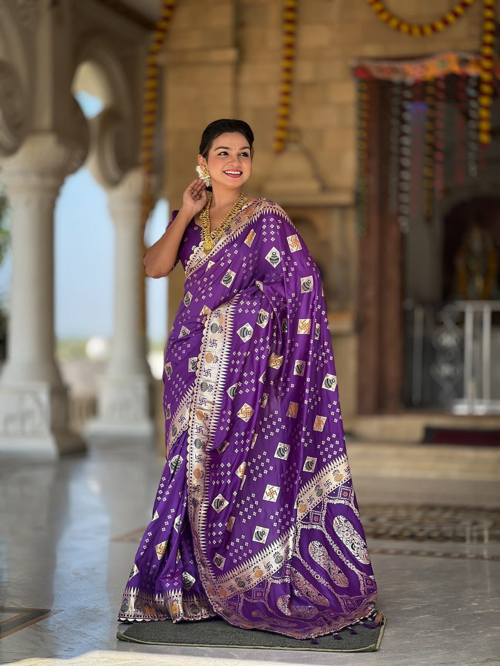 Vedant Vastram Soft Dola Silk Fancy Jacquard Bollywood Saree - Violet