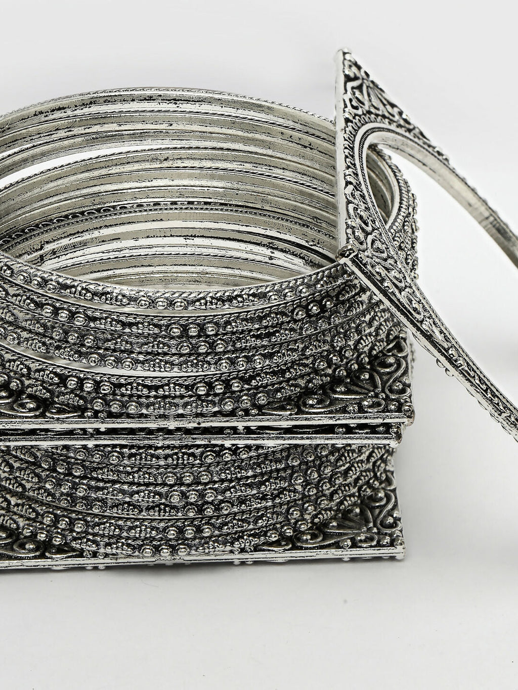 NVR Women's Set of 8 Silver-Toned German Silver Oxidised Bangles - Distacart