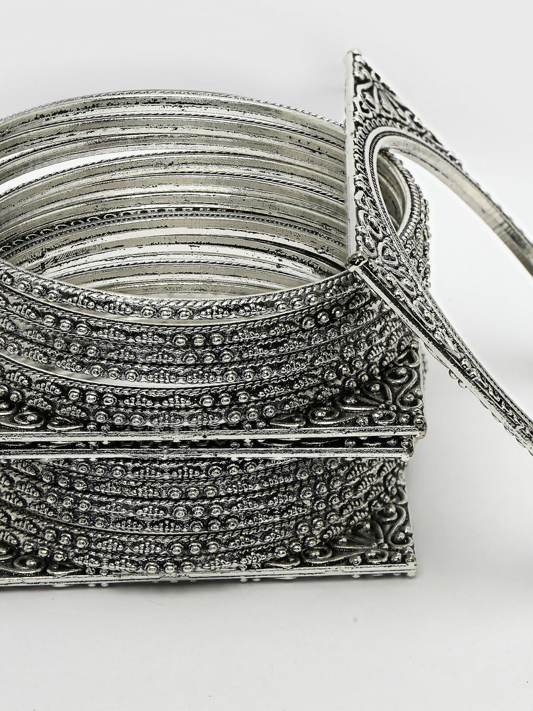 NVR Women's Set of 8 Silver-Toned German Silver Oxidised Bangles - Distacart