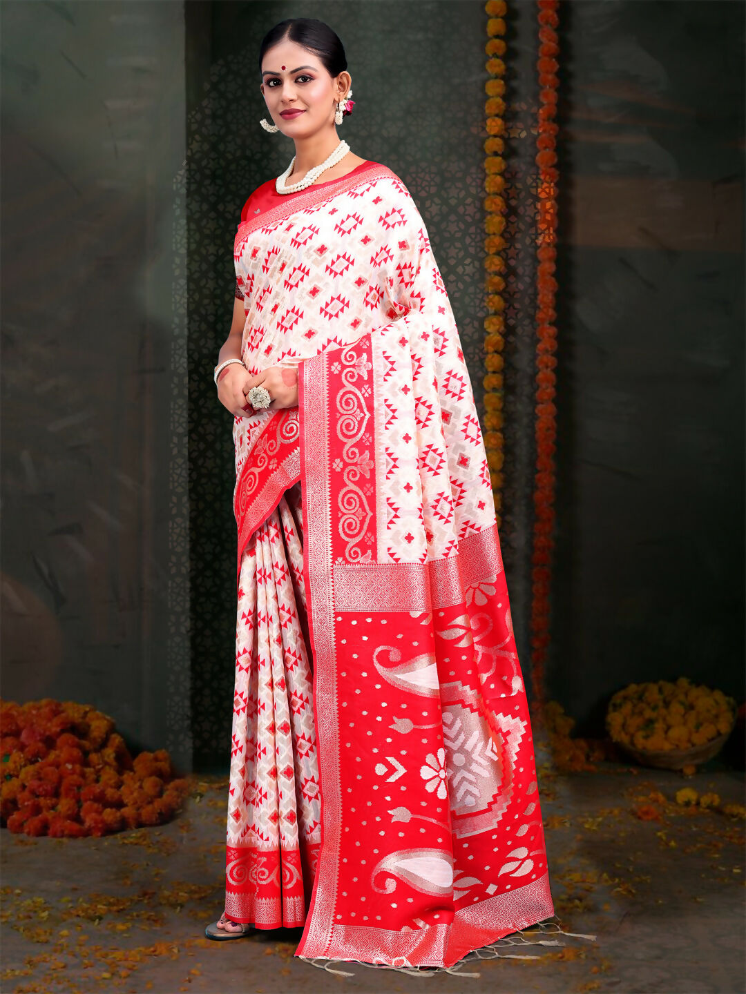 Shree Shyam Fashion Devistuti Red White Linen Cotton Saree