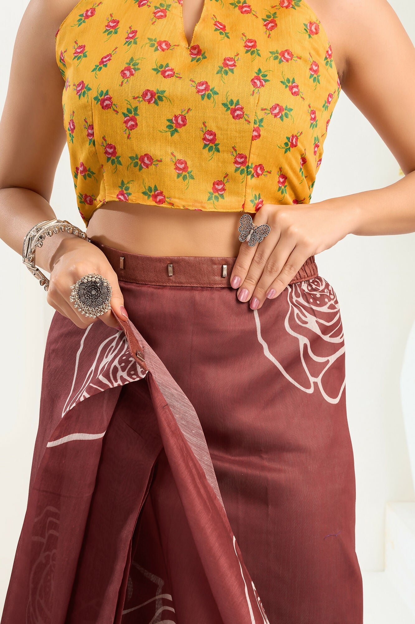 Vastranavya Dark Brown Digital Printed Linen Ready To Wear Designer Saree with Unstitched Blouse - Distacart