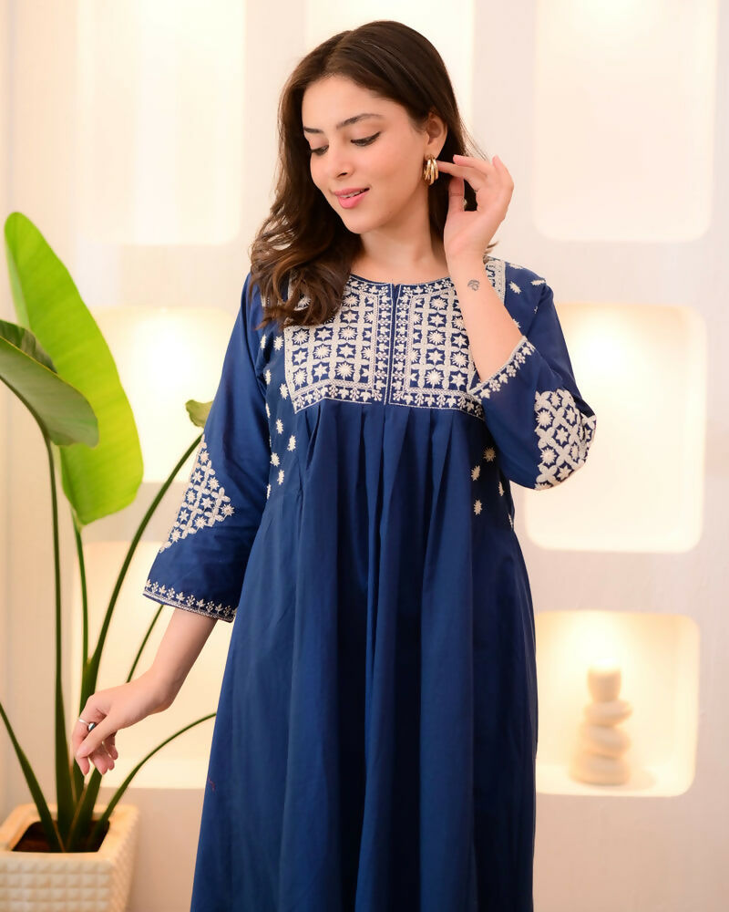 The52 Women's Beautiful Viscose Rayon Fabric Thread Work Flared Kurta Pant Set - Distacart