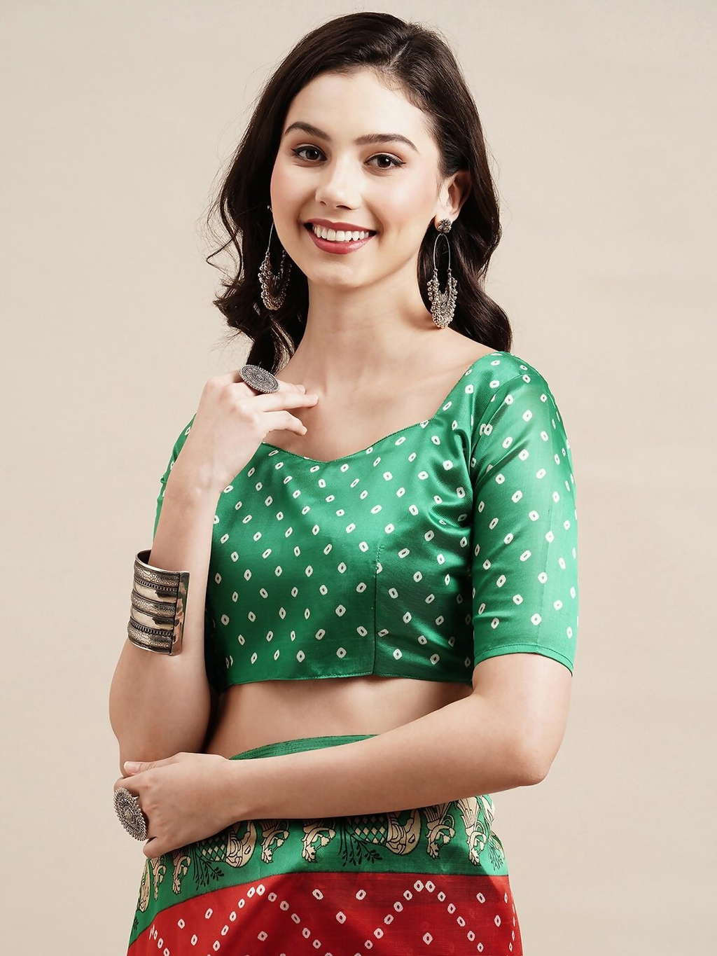 Saree Mall Red & Green Bandhani Printed Saree - Distacart
