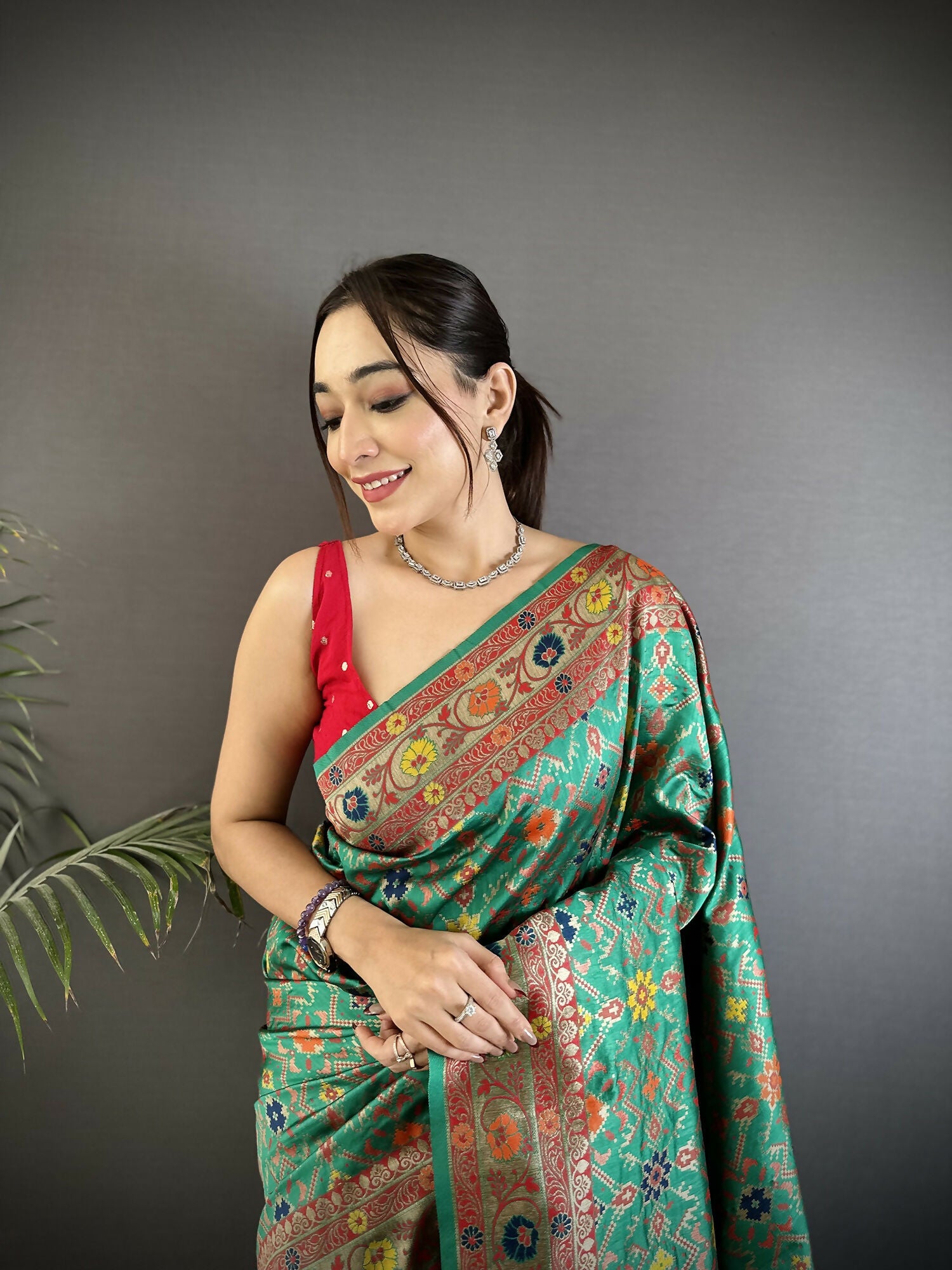 Joban Fashion Green Banarasi Soft Silk Woven Saree - Distacart