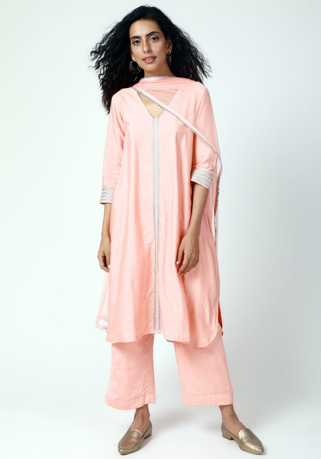 trueBrowns Peach Laced Kurta-Pant-Dupatta - Distacart