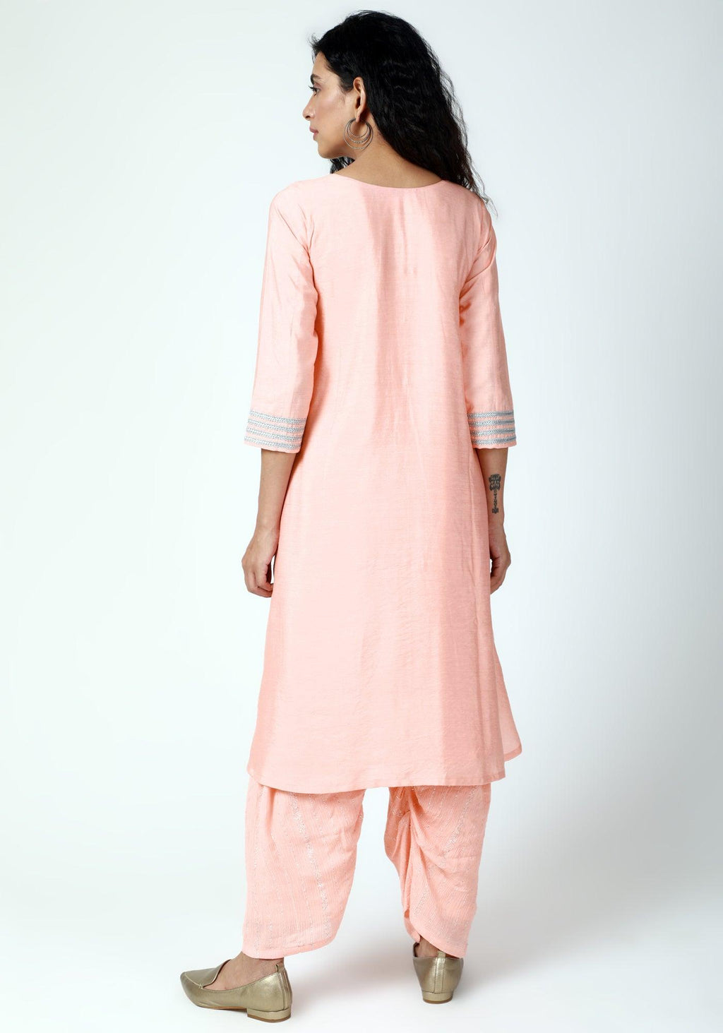 trueBrowns Peach Laced Kurta-Ruffled Pant-Dupatta - Distacart