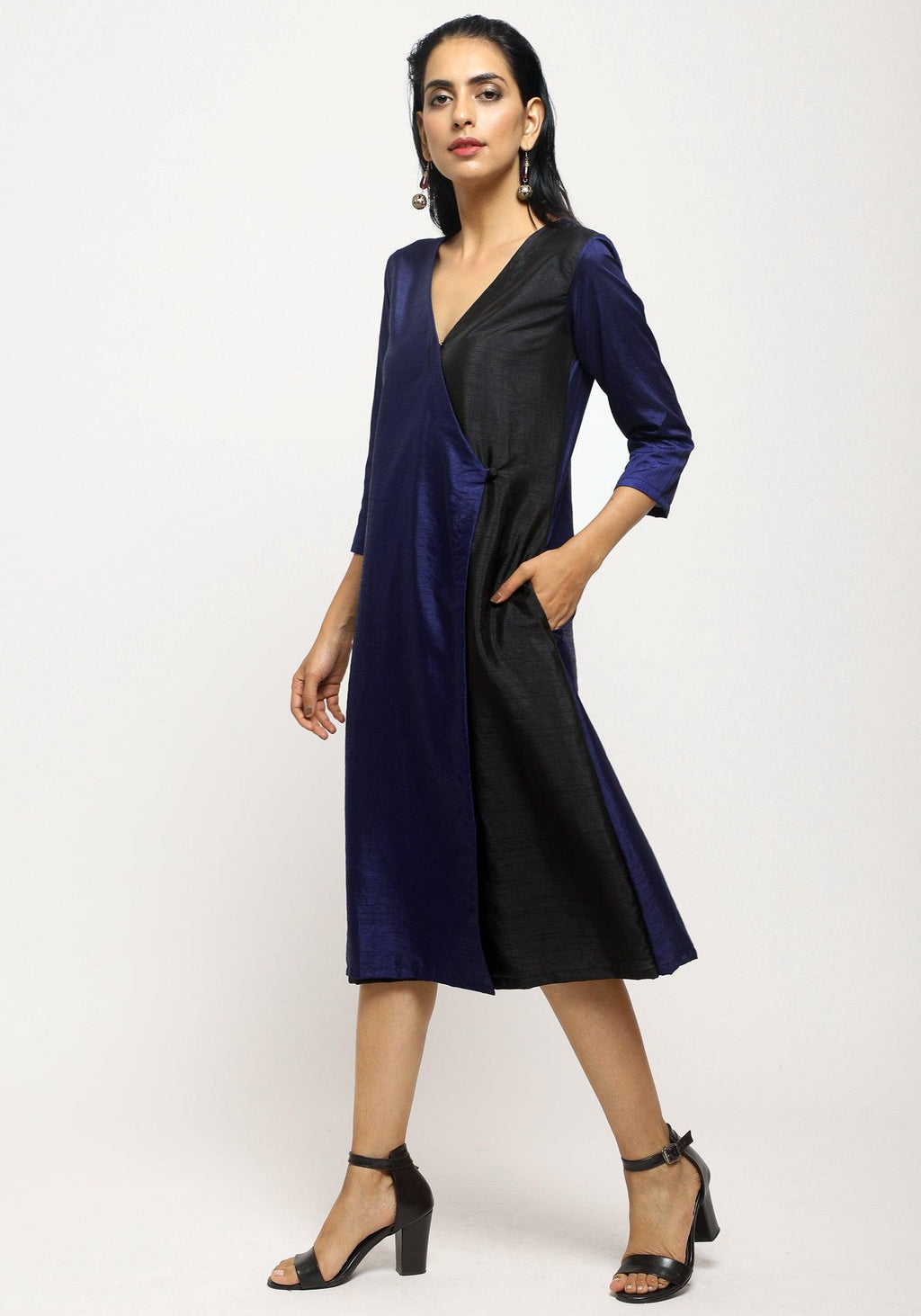 trueBrowns Blue Contrast Overlap Dress - Distacart