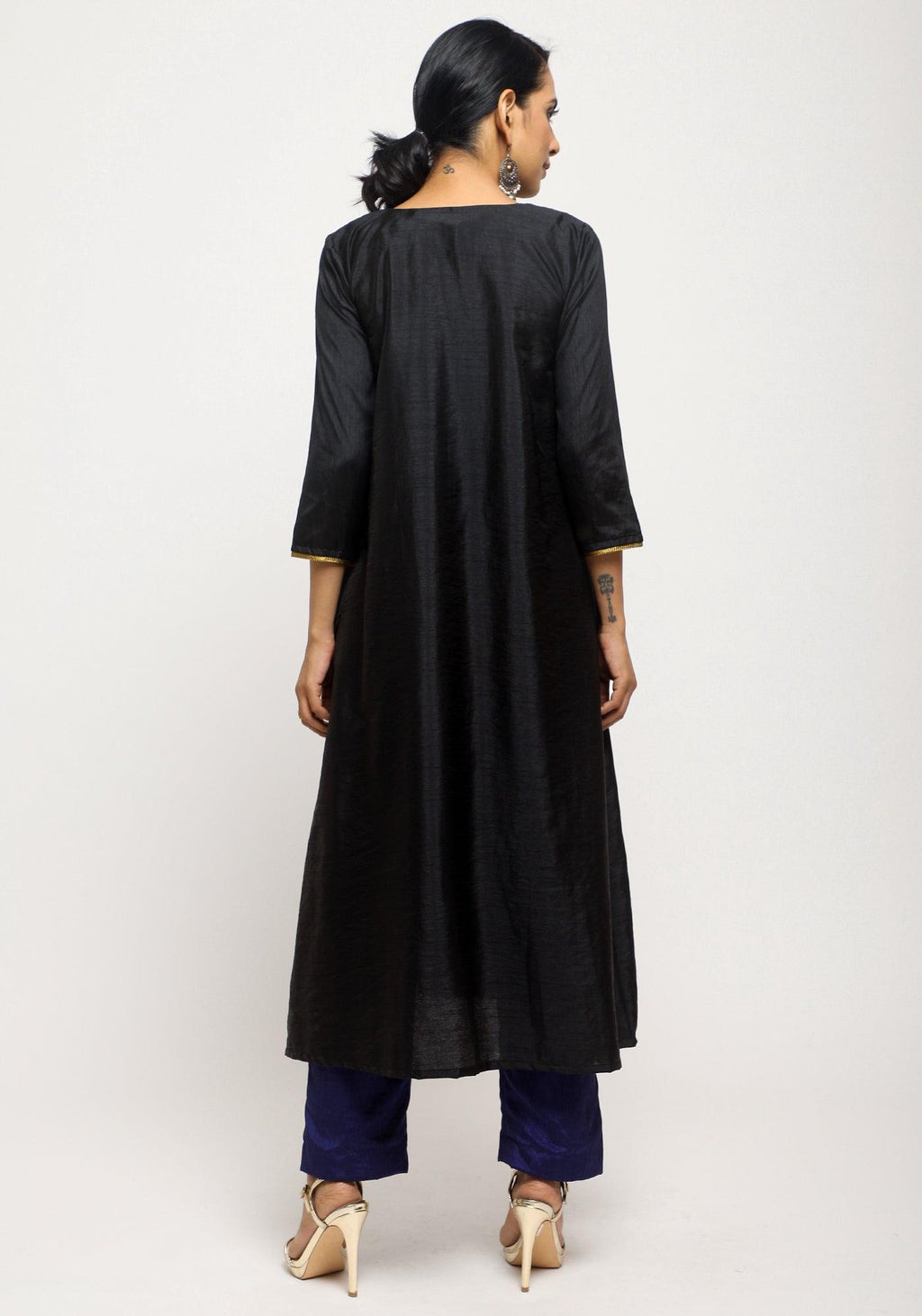 trueBrowns Black Laced Kurta Set - Distacart