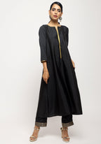 trueBrowns Black Laced Kurta- Foil Pant - Distacart