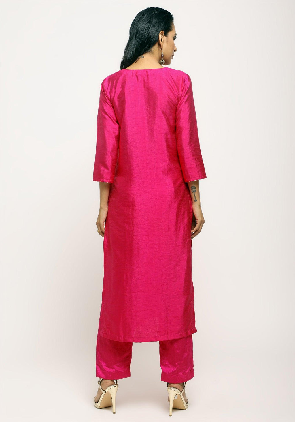 trueBrowns Pink Foil High Slit Set - Distacart
