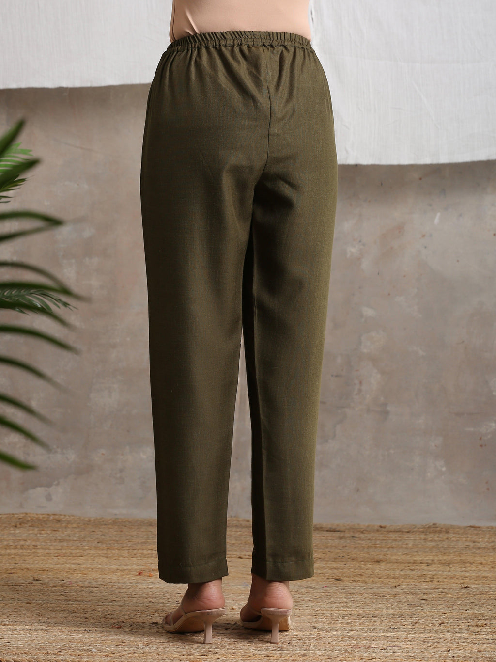 trueBrowns Cotton Linen Dark Green Pant