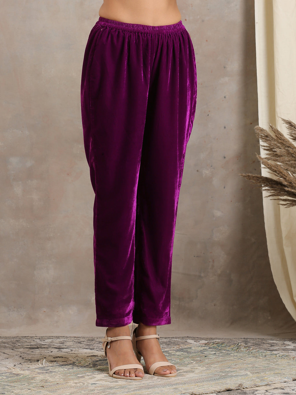 trueBrowns Wine Velvet Pant