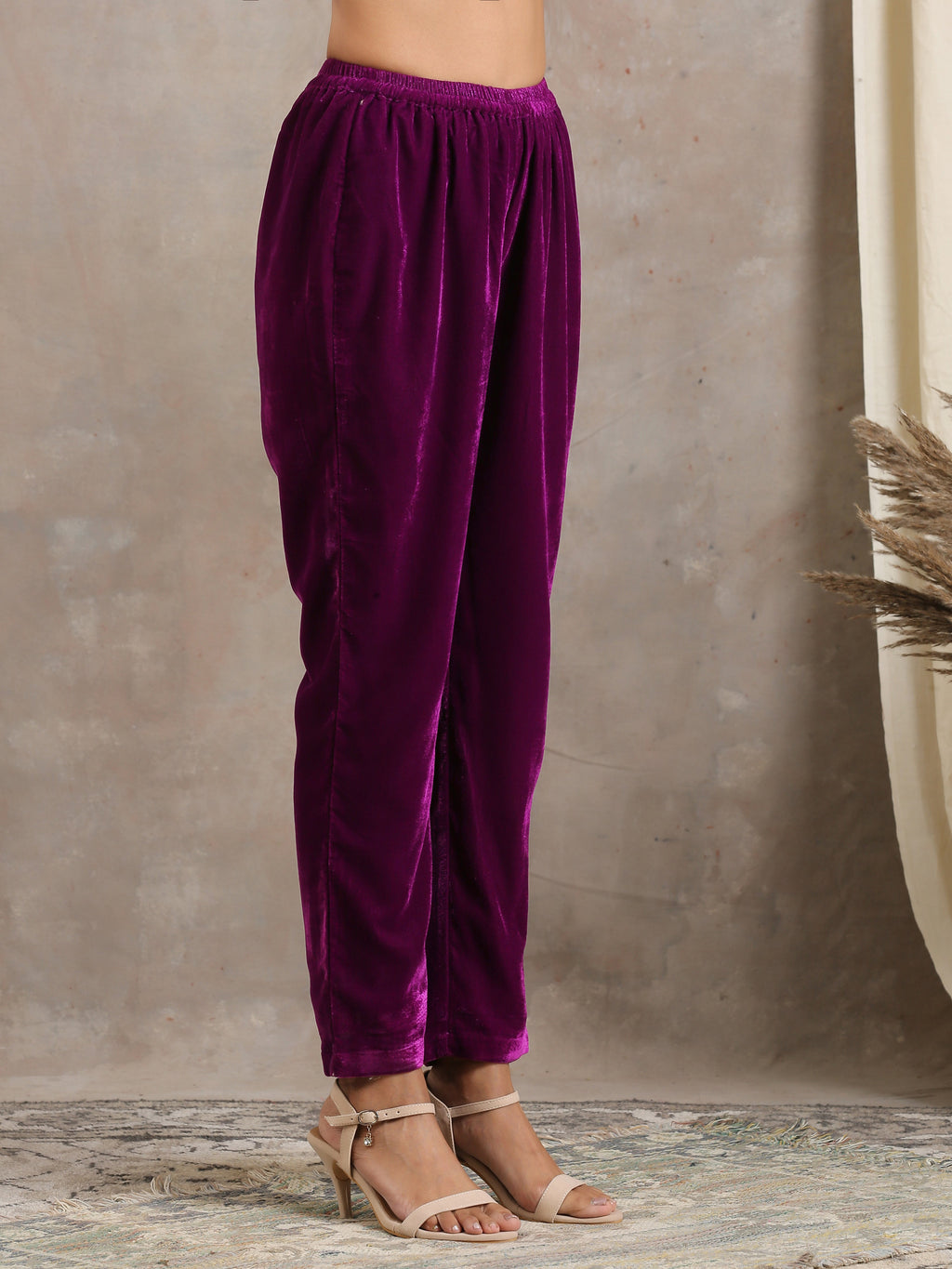 trueBrowns Wine Velvet Pant