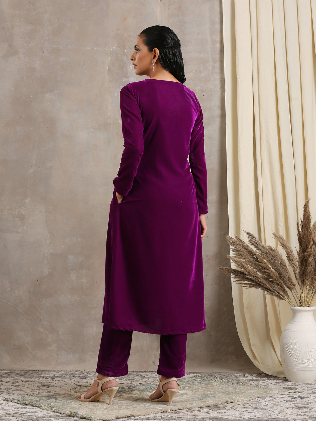 trueBrowns Wine Velvet Angrakha | Relove - Distacart