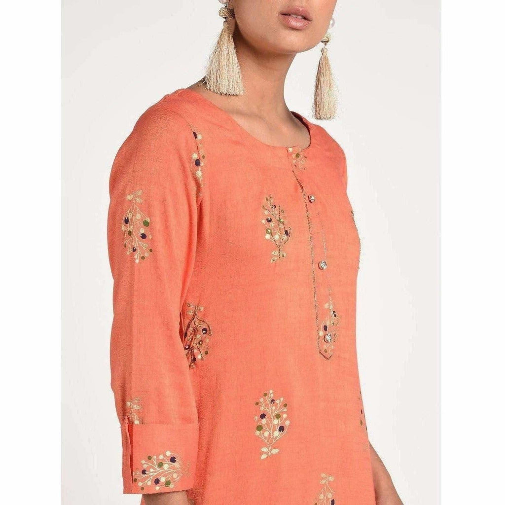 Cheera Women's Beautiful Gold Print And Highlights With Sequence Straight Kurta (CH078K)