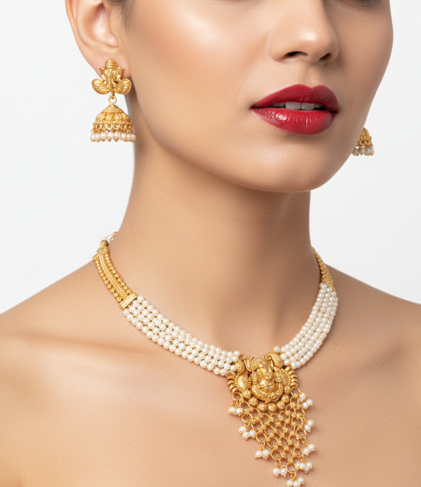 Jewel City Stunning Handcrafted Temple Jewelry Set