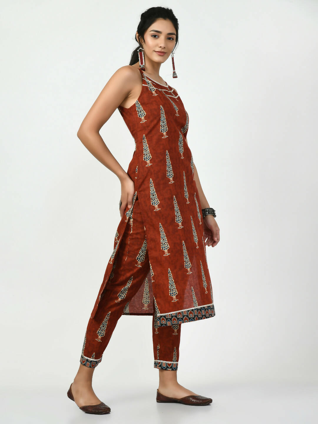 Myshka Women's Rust Printed Kurta With Trouser