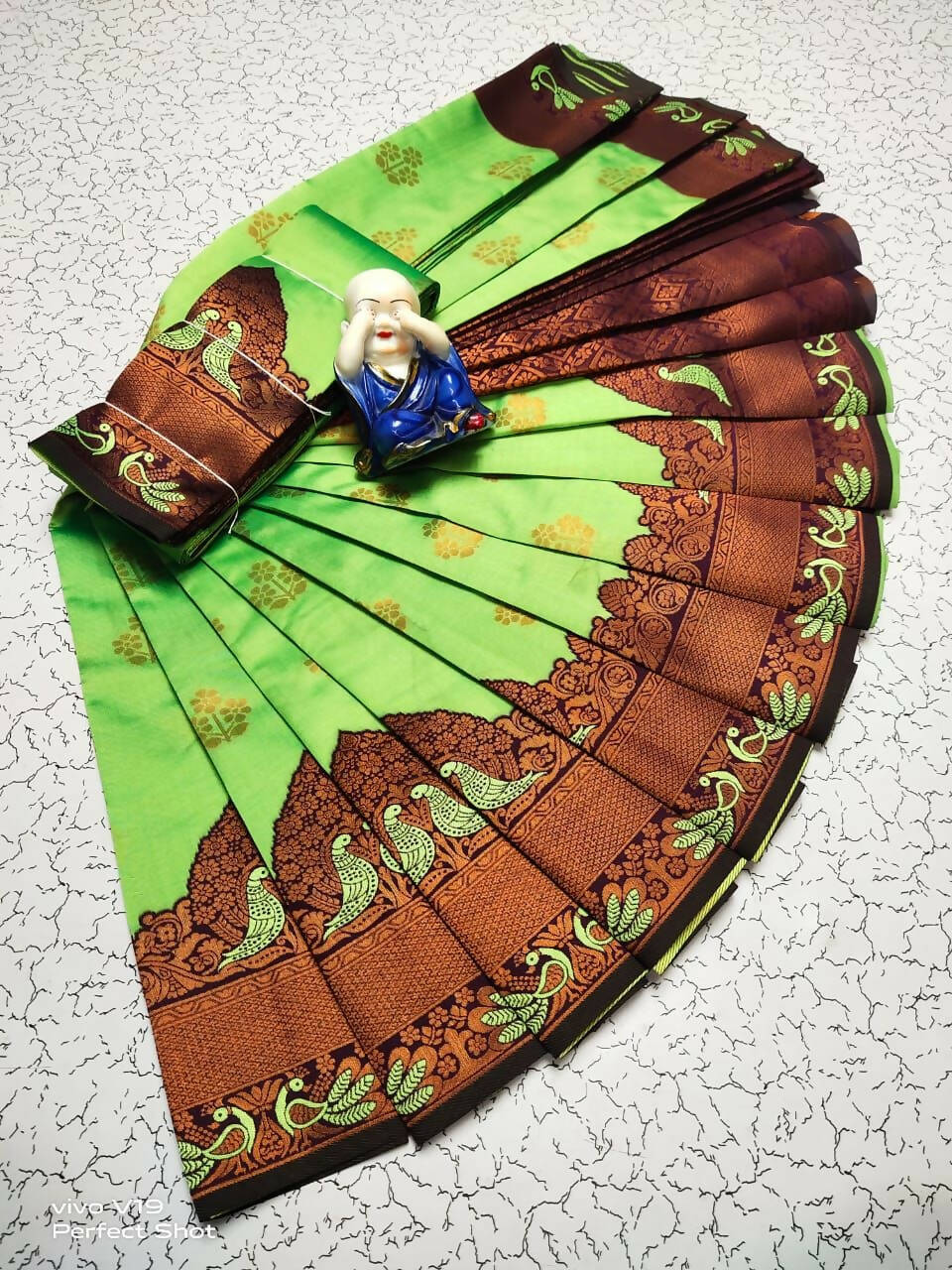 DEIANA'S Beautiful Designer Golden zari Soft Lichi Silk Saree - Pista