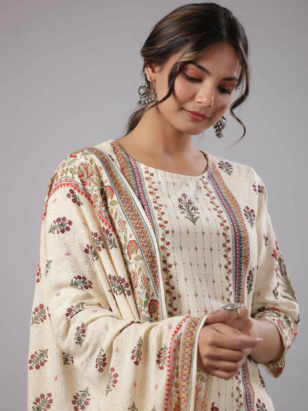 Juniper Women's Beige Cambric Floral Placement Printed Straight Fit Kurta Sets - Distacart