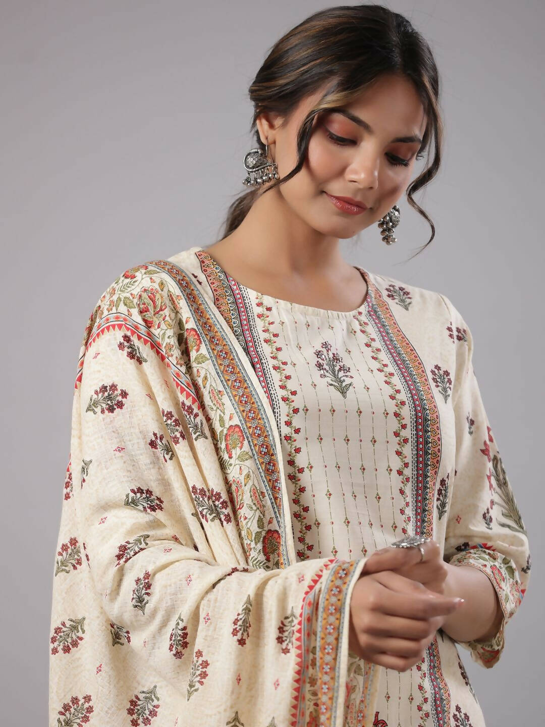 Juniper Women's Beige Cambric Floral Placement Printed Straight Fit Kurta Sets - Distacart