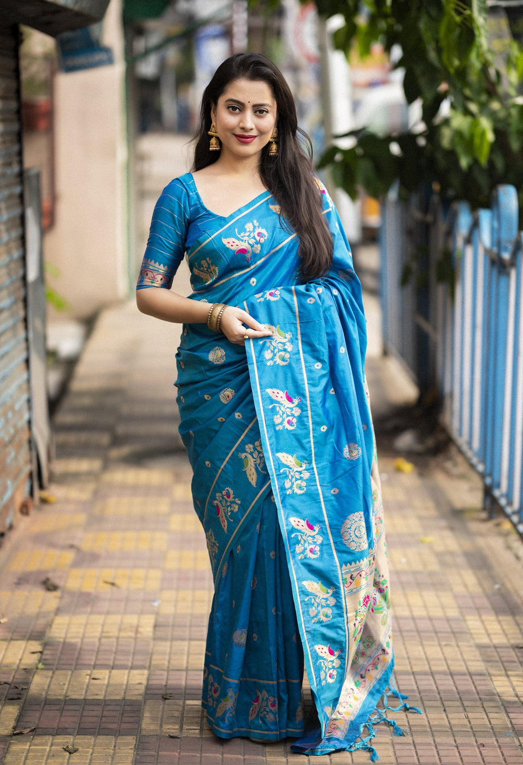 Blue Pure Silk Woven Design Saree with Unstitched Blouse - A2M