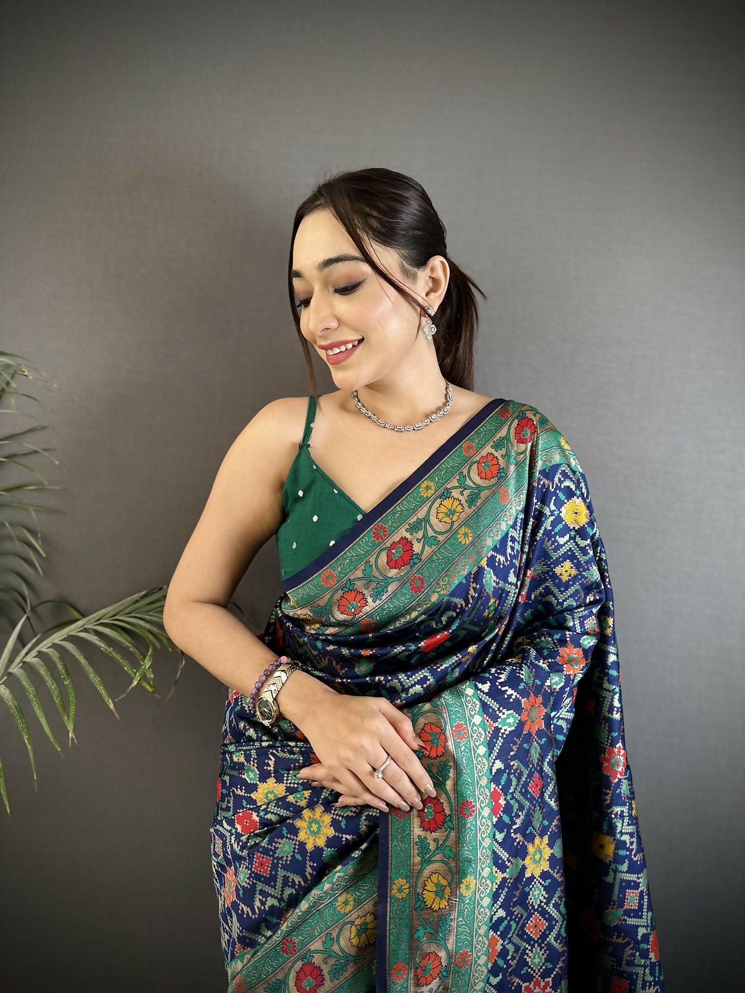 Joban Fashion Navy Blue Banarasi Soft Silk Woven Saree - Distacart