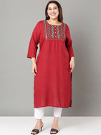 Sztori Plus Size Floral Yoke Design Straight Kurta