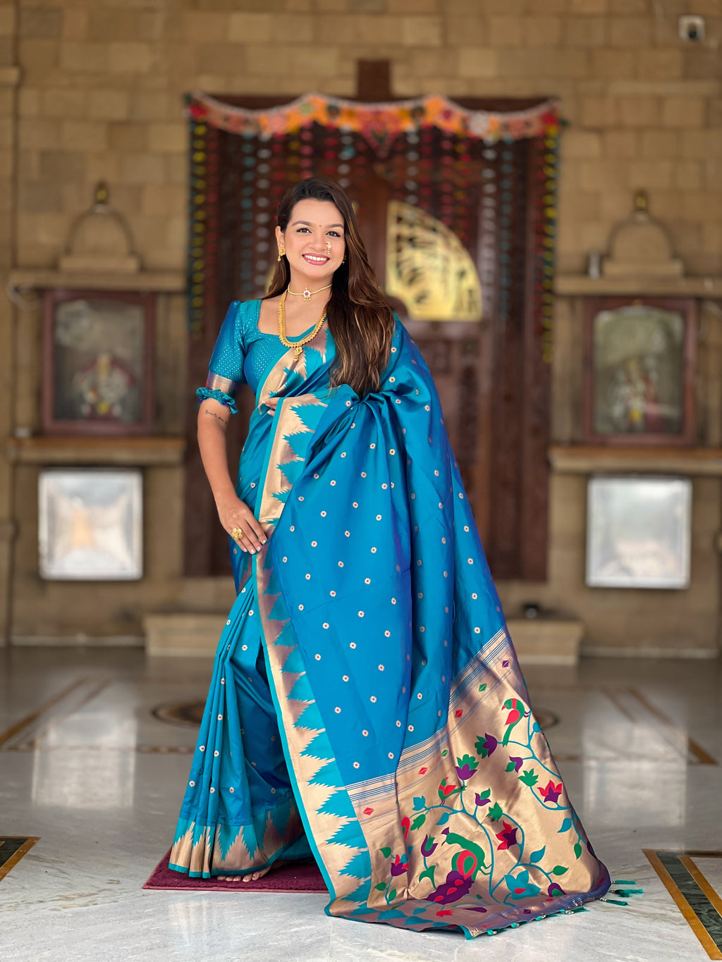 Vedant Vastram Soft Litchi Silk Banarasi Silk Jacquard Saree - Firozi