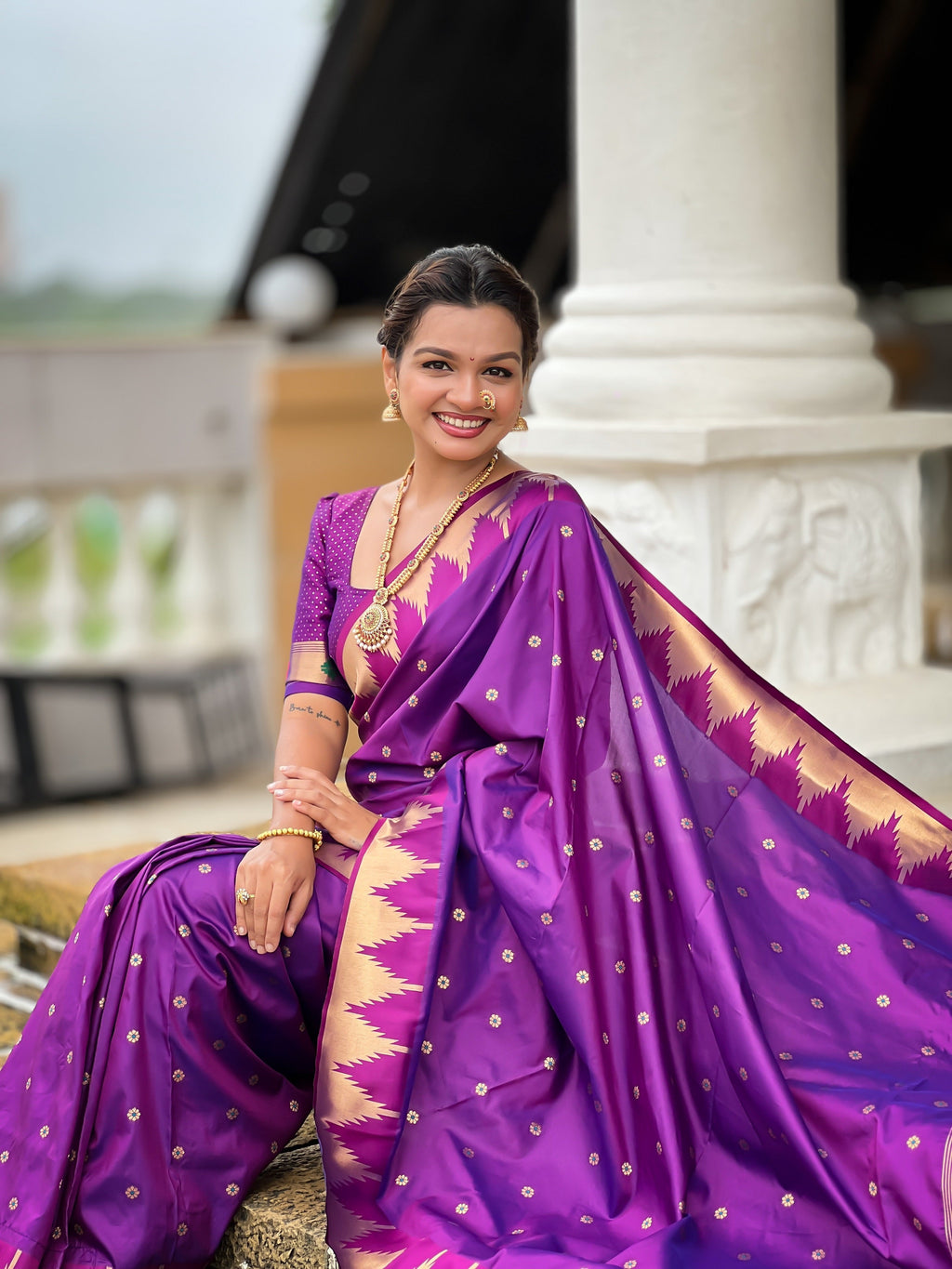 Vedant Vastram Soft Litchi Silk Banarasi Silk Jacquard Saree - Purple