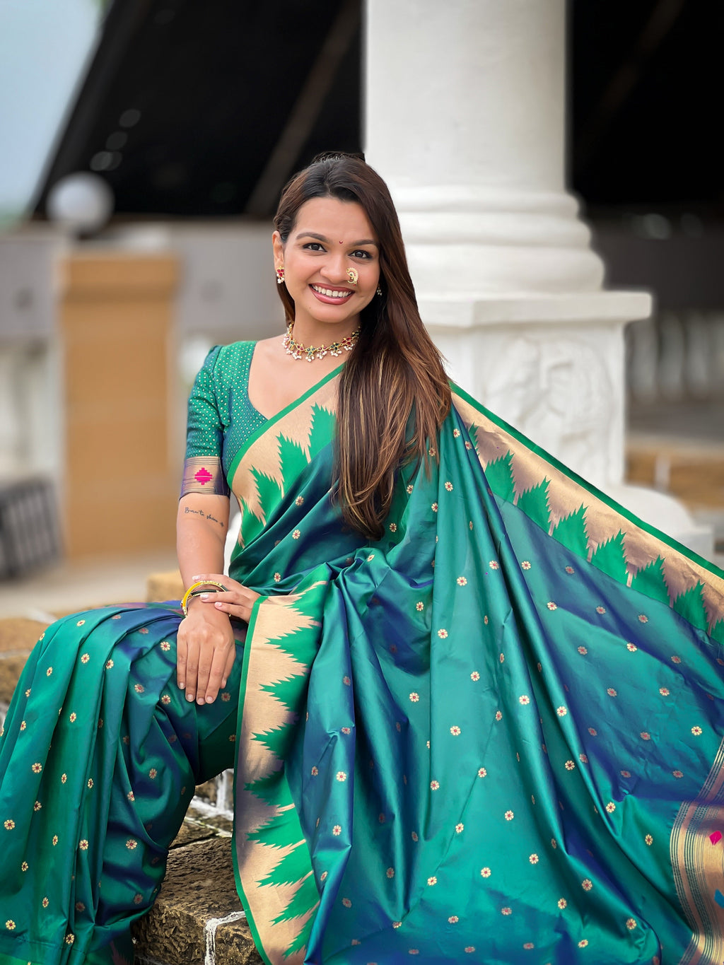 Vedant Vastram Soft Litchi Silk Banarasi Silk Jacquard Saree - Rama